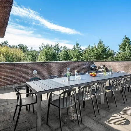 Adia - 300m From The Sea By Interhome