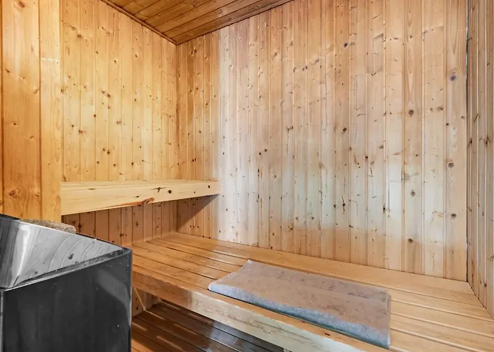 Adia - 300m From The Sea By Interhome *