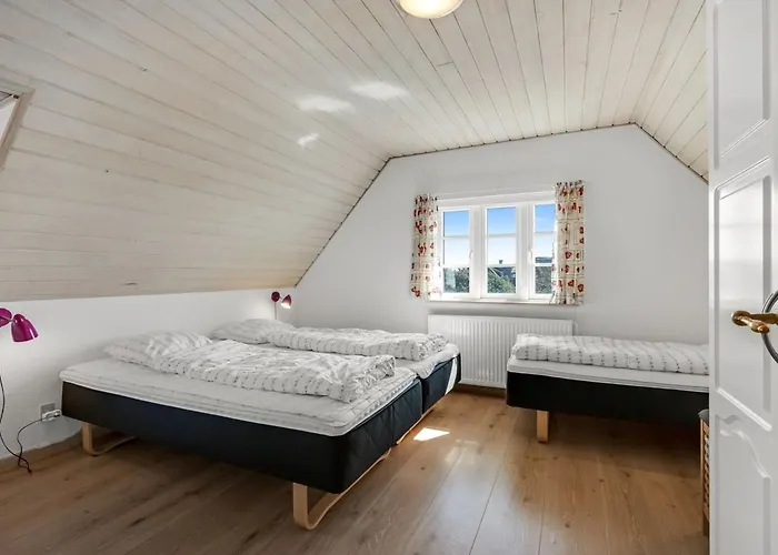 Holiday home Adia - 300m From The Sea By Interhome *