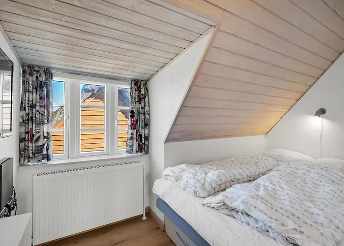 Holiday home Adia - 300m From The Sea By Interhome *