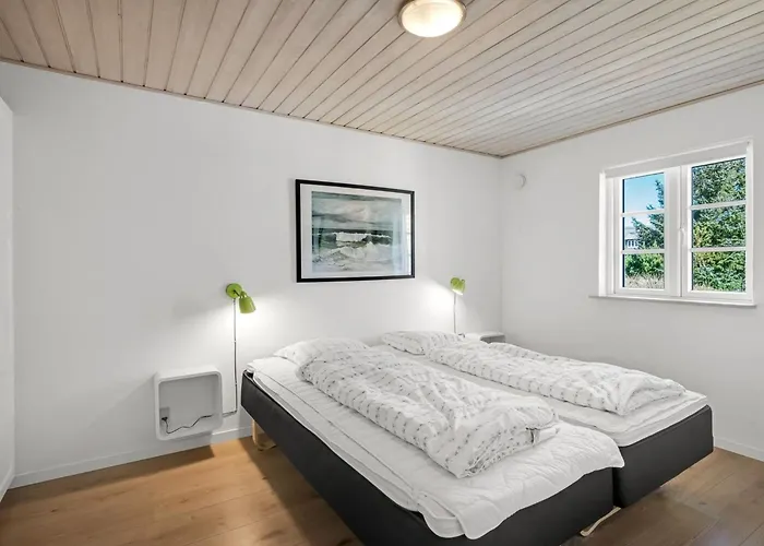 Semesterbostad Adia - 300m From The Sea By Interhome