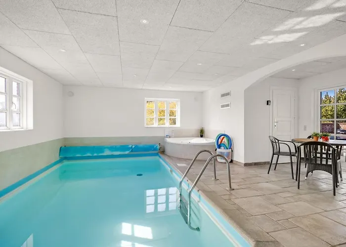 Adia - 300m From The Sea By Interhome *